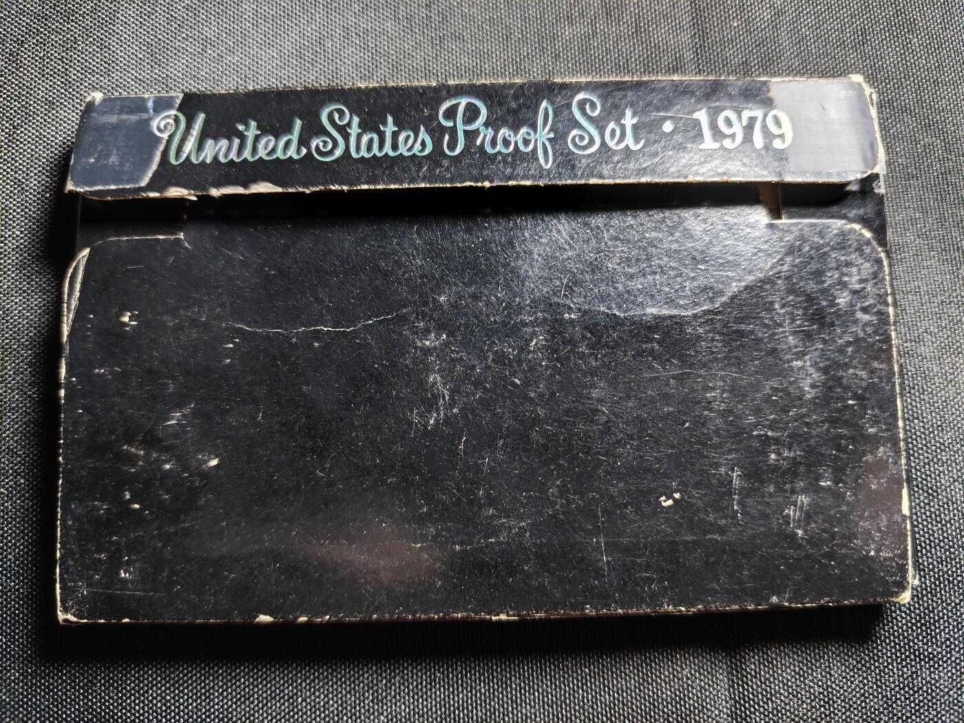 KK钱币收藏小铺   套币专场 2月预留时间 周末发货  1979美国大小面值清年 含苏珊一元精制