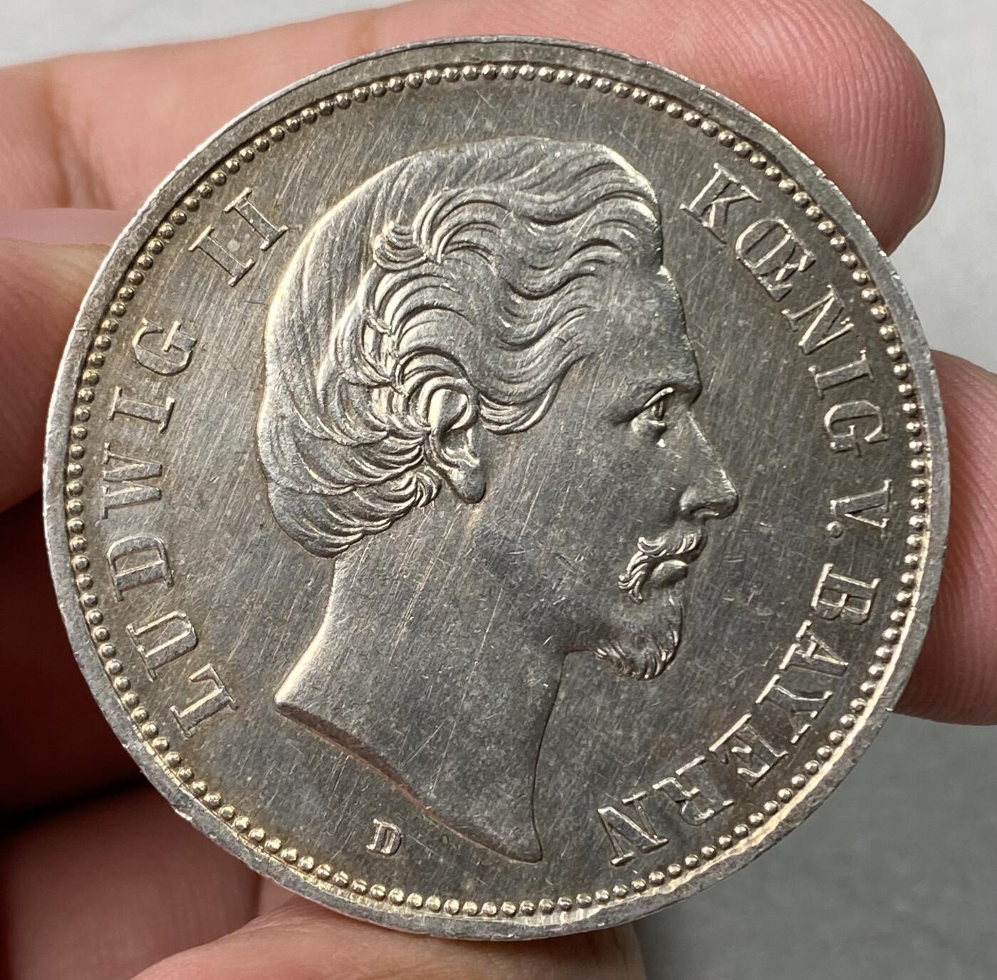 万国钱币拍卖第063期