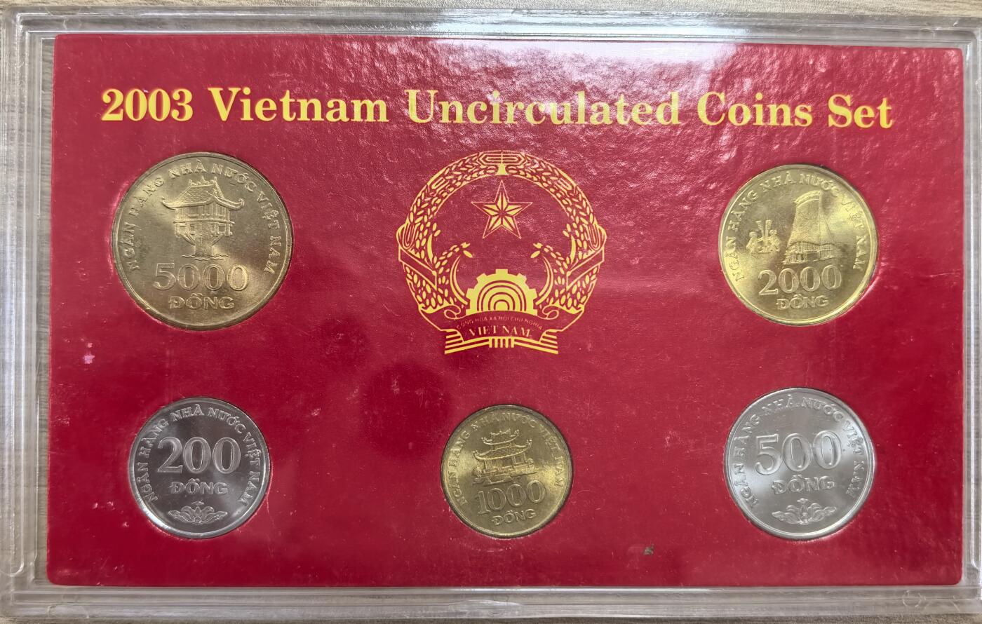 外国优质老铜币银币苏联纪念章，每周六晚九点倒数截拍，满百包邮可寄存，持续收拍 少见官方套装越南2003年套币