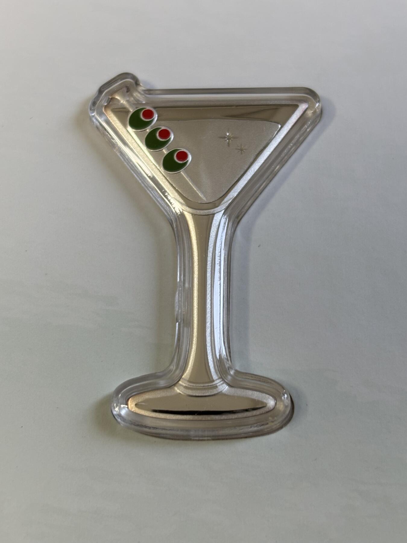 第194期拍卖 卡装萨摩亚2023年马提尼鸡尾酒杯异形彩色10克纪念银币，999银，发行1806枚