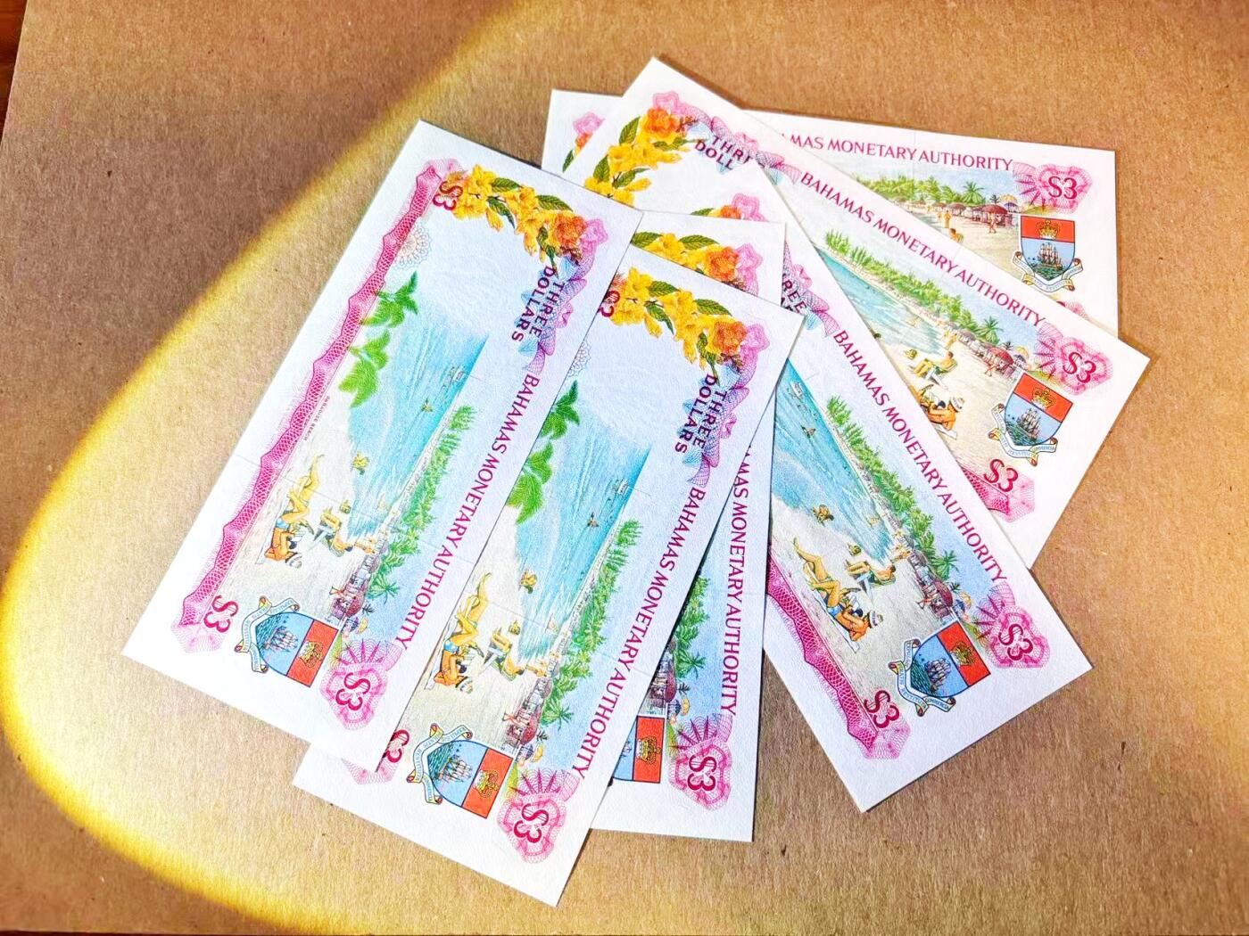 【Blue Auction】世界纸币精拍第796期——18级TOP拍卖/信誉/品质/专业/高效💫 【一组6张均无47】巴哈马 1968年3元 彩背 女王 全新UNC 居中佳