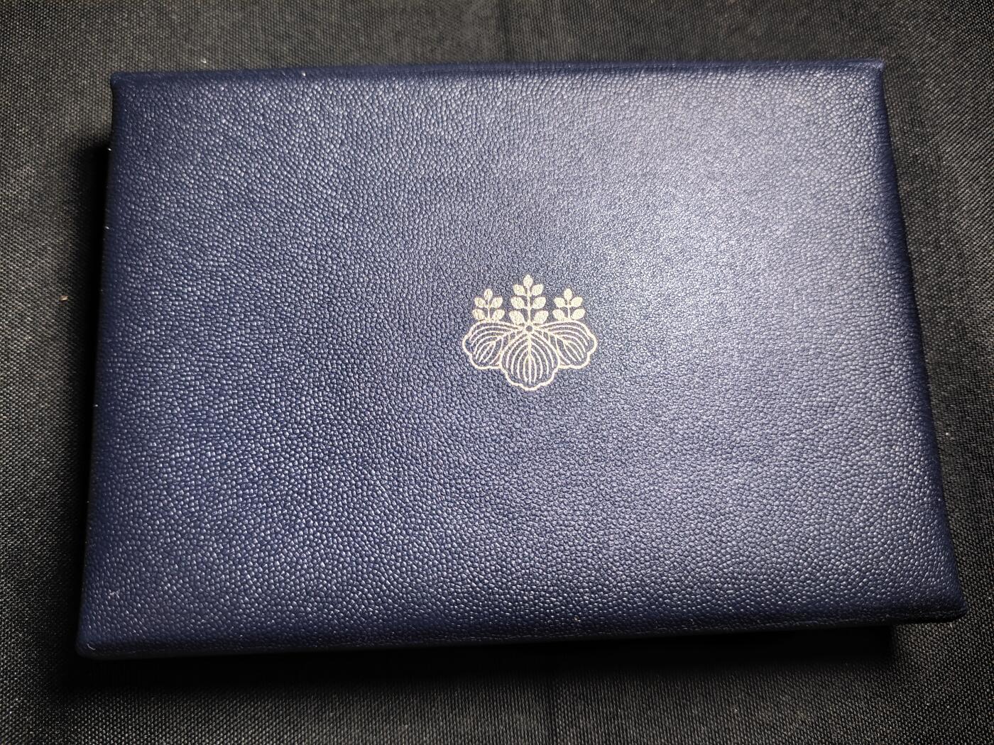 KK钱币收藏小铺   套币专场 2月预留时间 周末发货   1998日本官方发行蓝本精制套币