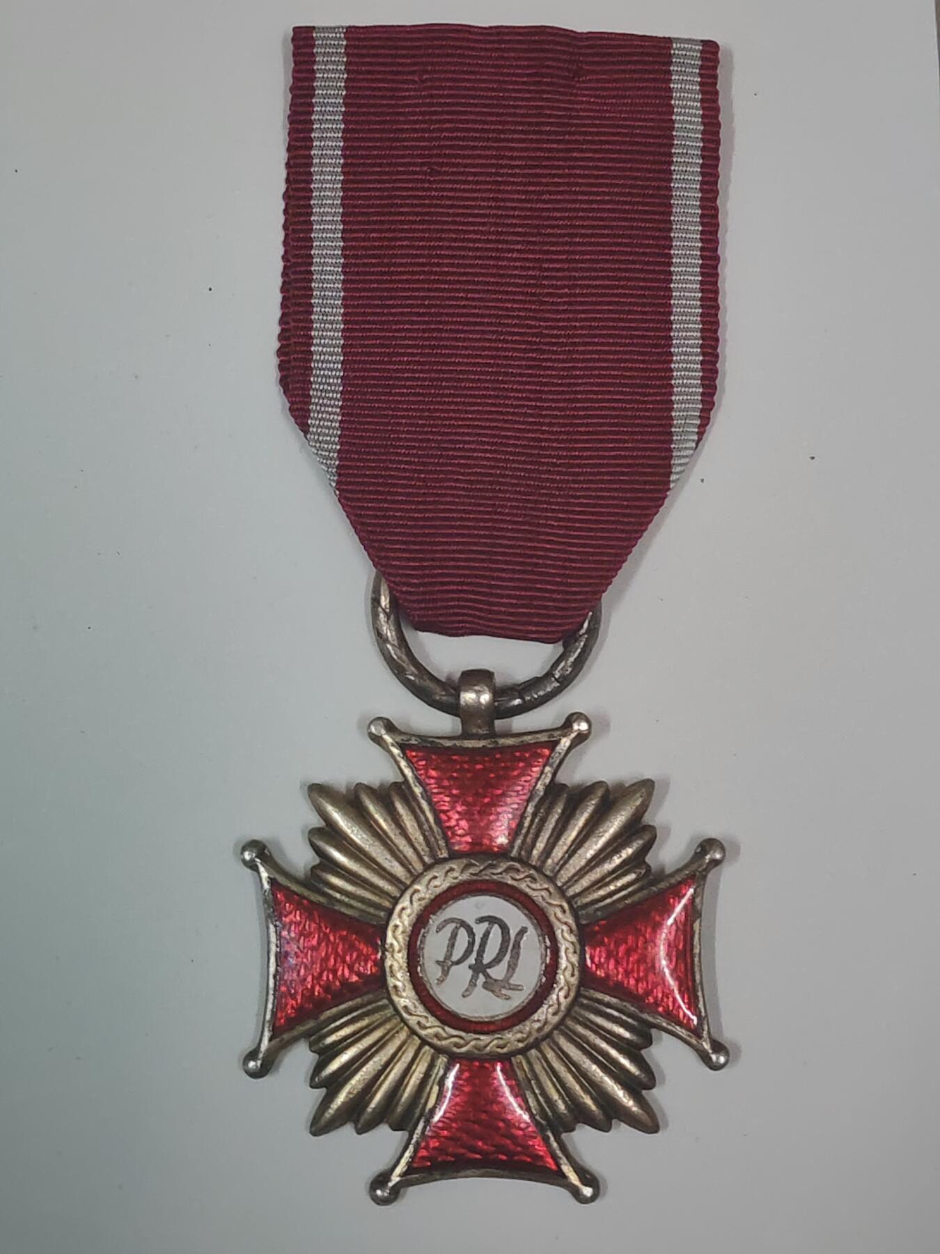 韵星假日军品类拍卖第47期 -- Rimey Holidays Militaria Auction 47 波兰人民共和国银级功勋十字勋章