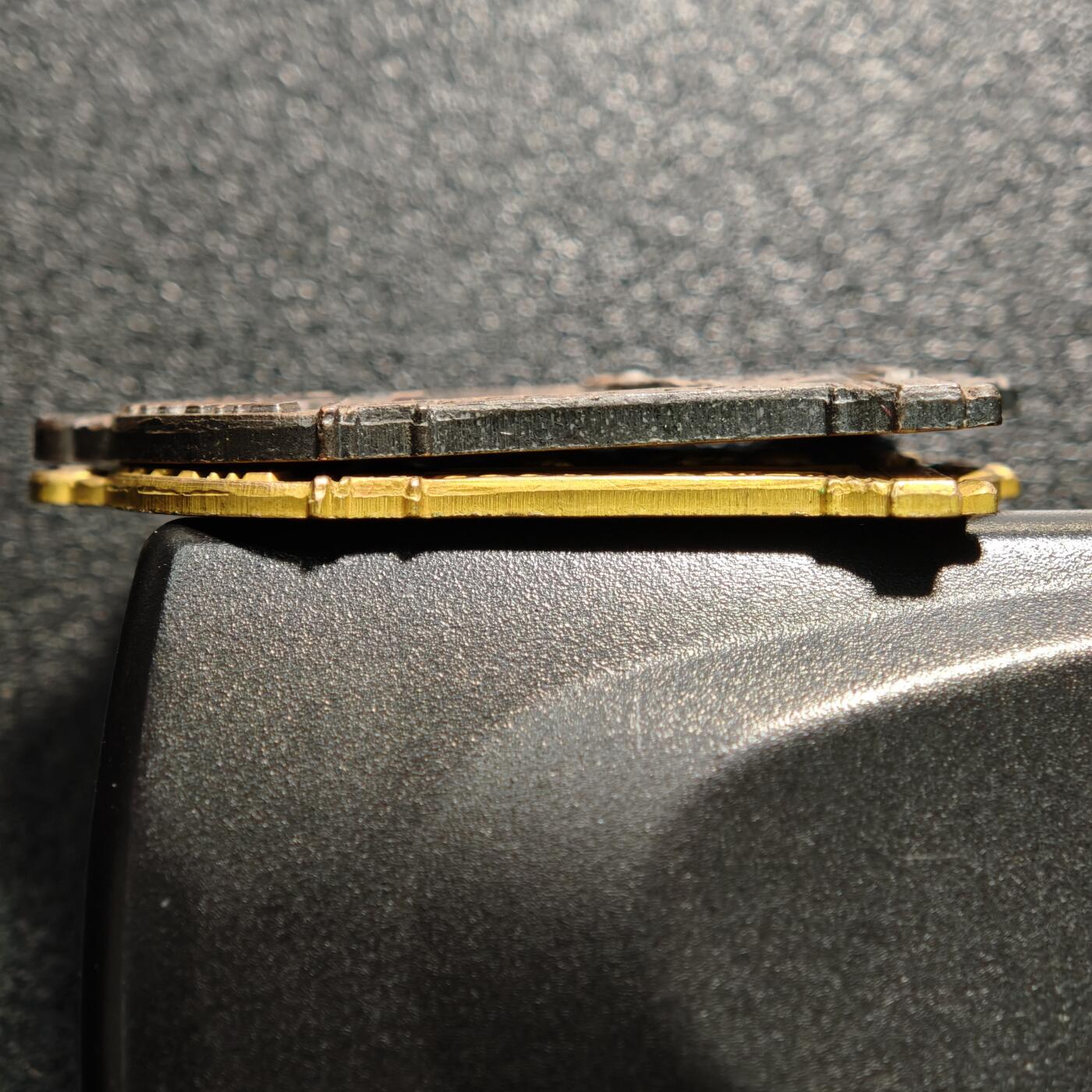 【德藏】世界币章拍卖第168期（拍品征集中~欢迎藏友联系） 2枚一组 1946年 欧洲战区(二战后盟军)游泳比赛奖章纪念铜章 直径约：24.3mm×40.8mm/左，24.3mm×40.8mm/右；重约：14.2g/左，12g/右