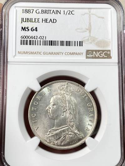 万国钱币拍卖第063期 - NGC MS64 1887英国维多利亚女王高冠半克朗银币 银霜丝绸转光收藏级品质