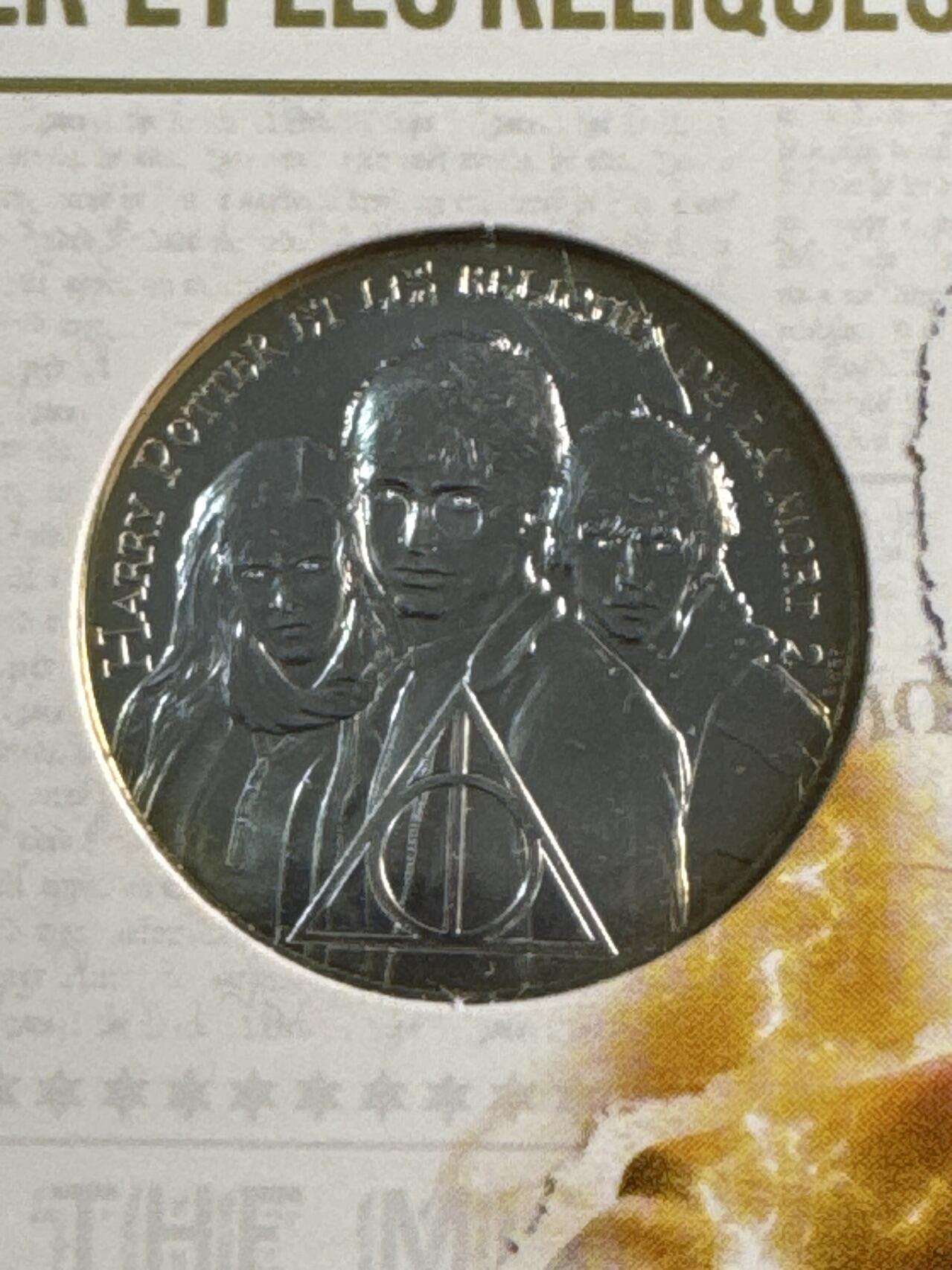 ❤️【币观天下】❤️ 第345期钱币拍卖场- 2026.3.20周五晚上6点半场 长期征集拍品  法国2021年哈利波特系列第17枚死亡圣器彩色银币卡册