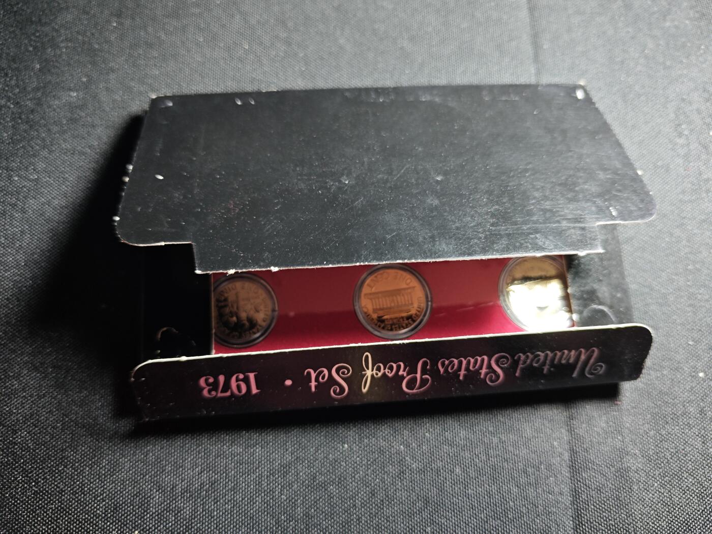 KK钱币收藏小铺   套币专场 2月预留时间 周末发货  1973美国大小面值清年一套 含艾克大一元精制