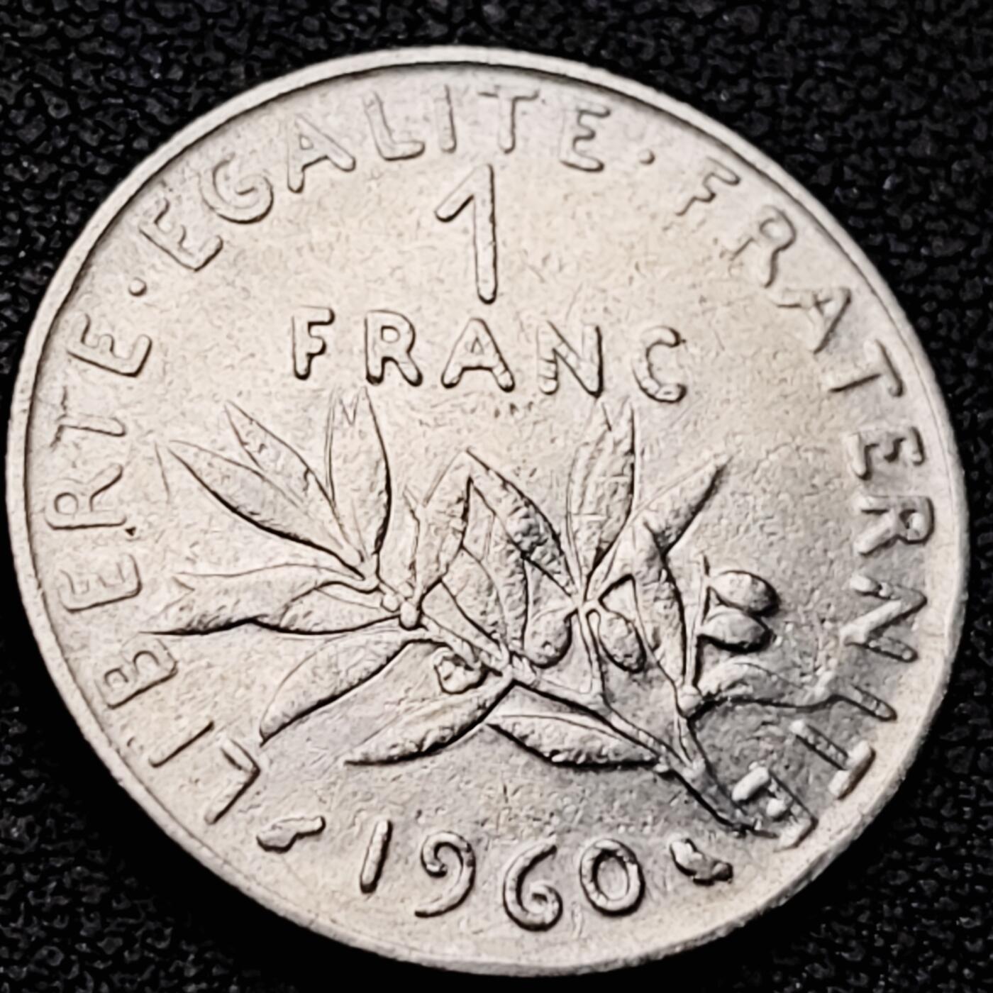 泉币菌-第213场-拍品多 请提前出价（工作最近较忙 发货不及时，望理解）