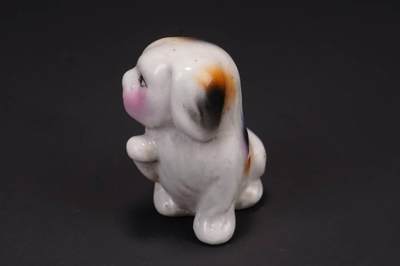 上海都达杂项专场90【全场包邮】  白瓷彩绘小狗摆件69-119