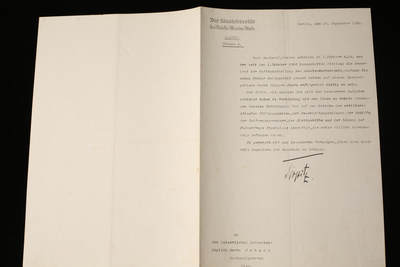 戎马世界章牌大赏第112期 德专场 - 帝国海军大元帅 公海舰队之父 提尔皮茨 亲笔签名的对 威廉沙克 离任帝国海军署武器处主任职务并在海军炮兵与武器技术领域的贡献表示正式感谢与高度评价的公务函件  提尔皮茨亲签稀少