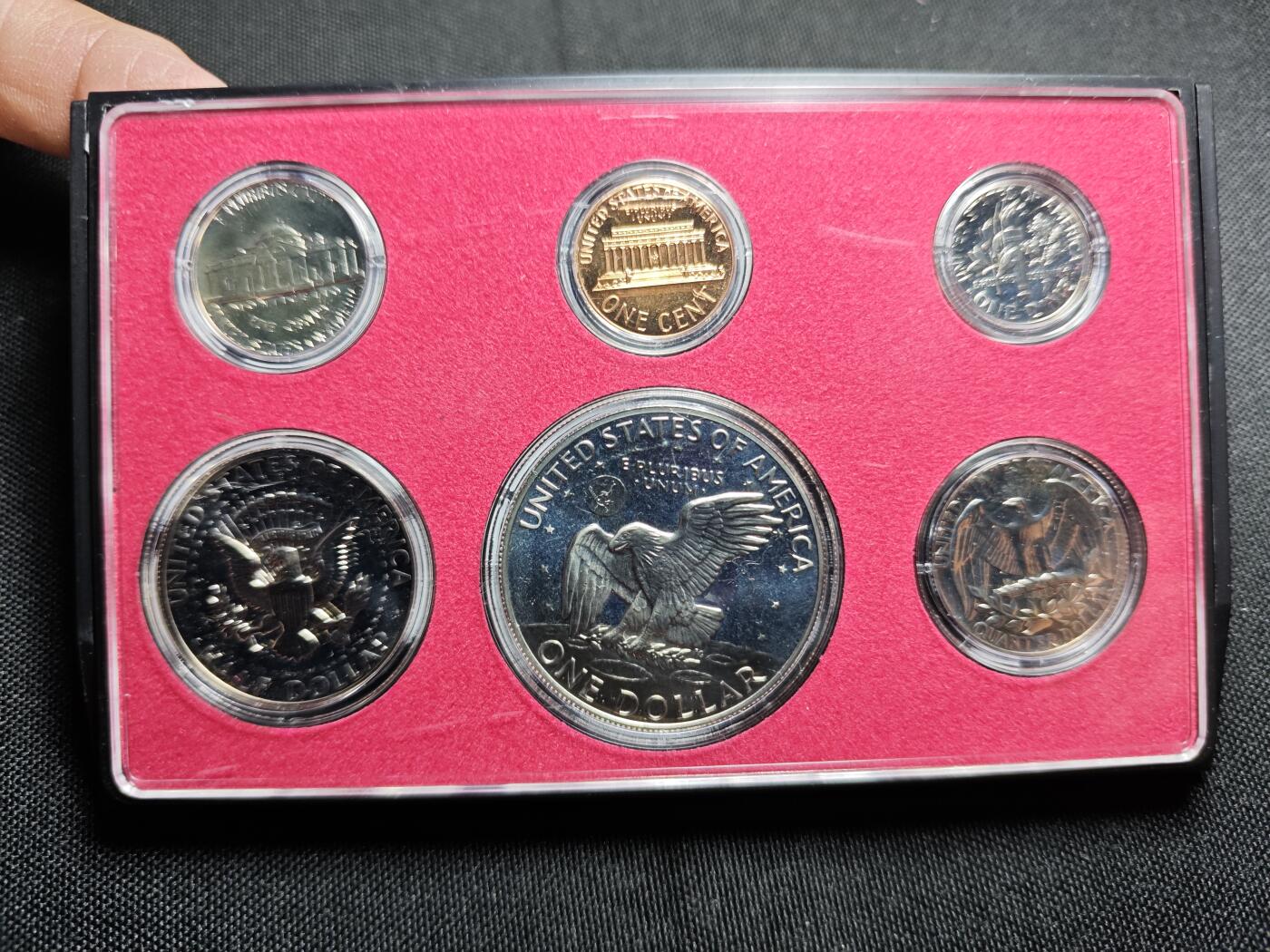 KK钱币收藏小铺   套币专场 2月预留时间 周末发货  1973美国大小面值清年一套 含艾克大一元精制