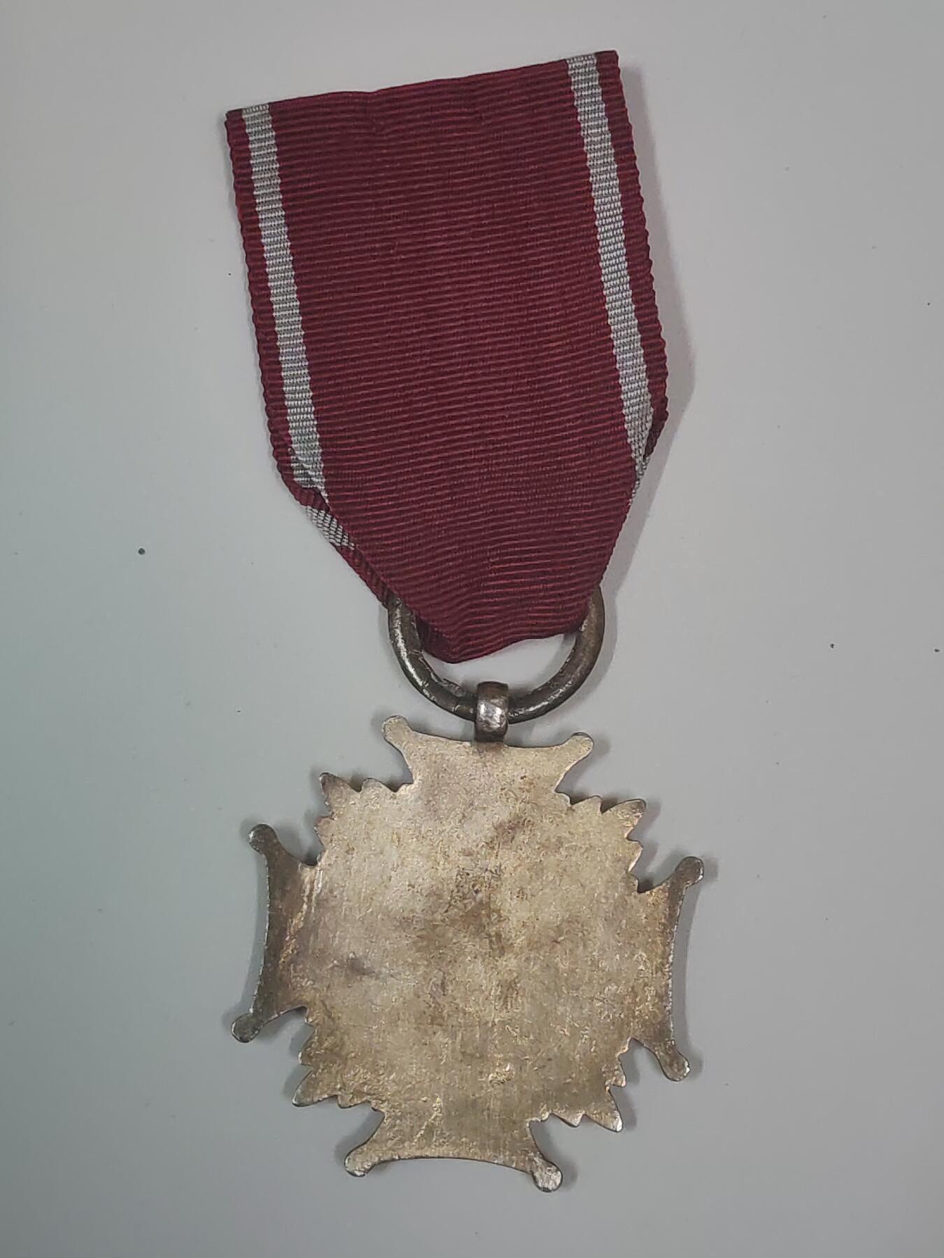 韵星假日军品类拍卖第47期 -- Rimey Holidays Militaria Auction 47 波兰人民共和国银级功勋十字勋章