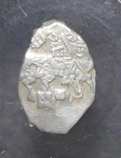 外国优质老铜币银币苏联纪念章，每周六晚九点倒数截拍，满百包邮可寄存，持续收拍 -  俄罗斯中世纪伊凡雷帝时期戈比银币，背面为圣乔治骑马屠龙纹，正面是斯拉夫文铭文。铸于莫斯科大公国时期，是早期罗斯货币体系的代表，见证俄罗斯从分裂走向集权的历史进程。