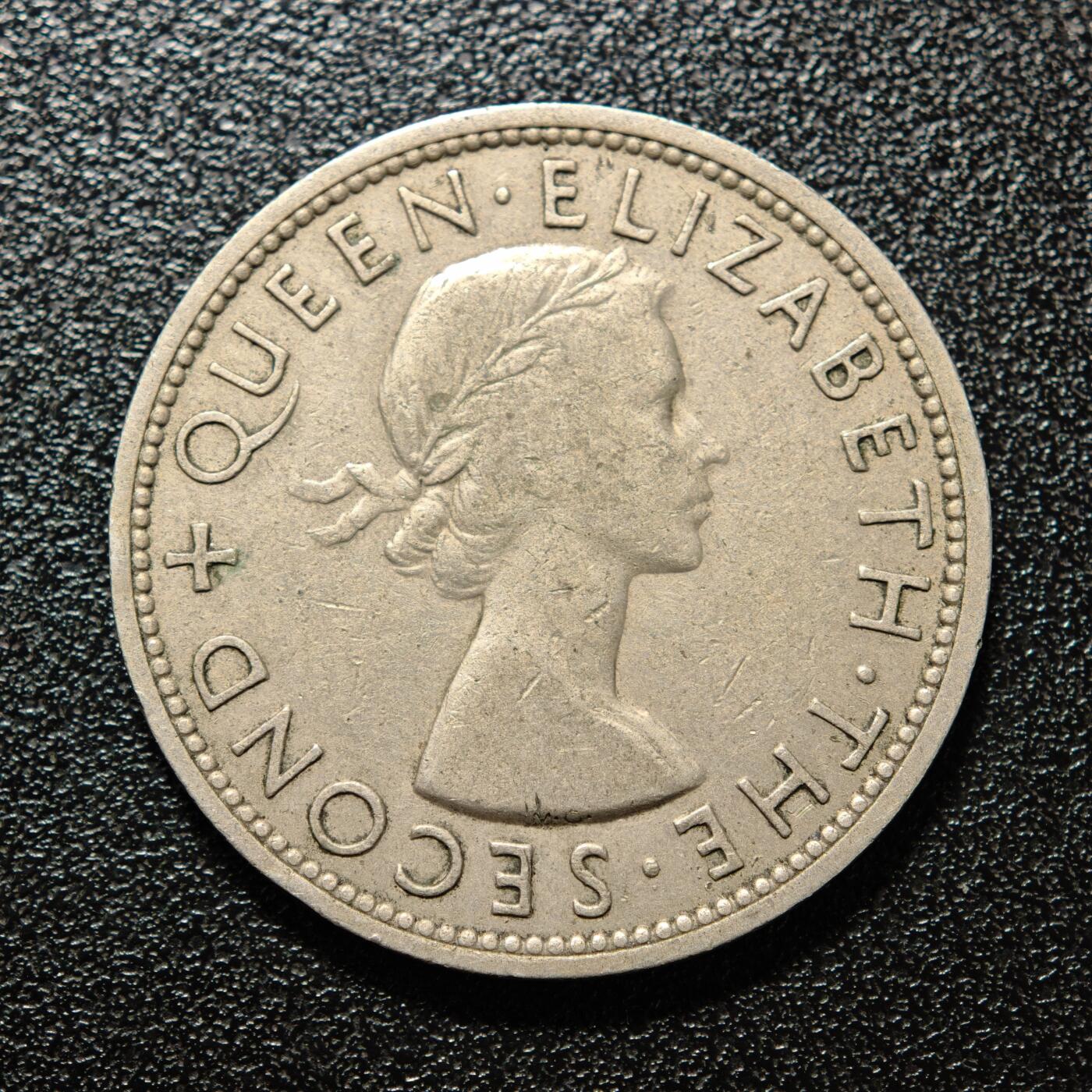 【德藏】世界币章拍卖第168期（拍品征集中~欢迎藏友联系） 1955年 罗德西亚与尼亚萨兰联邦1/2克朗镍币 直径约：30.8mm；重约：14g