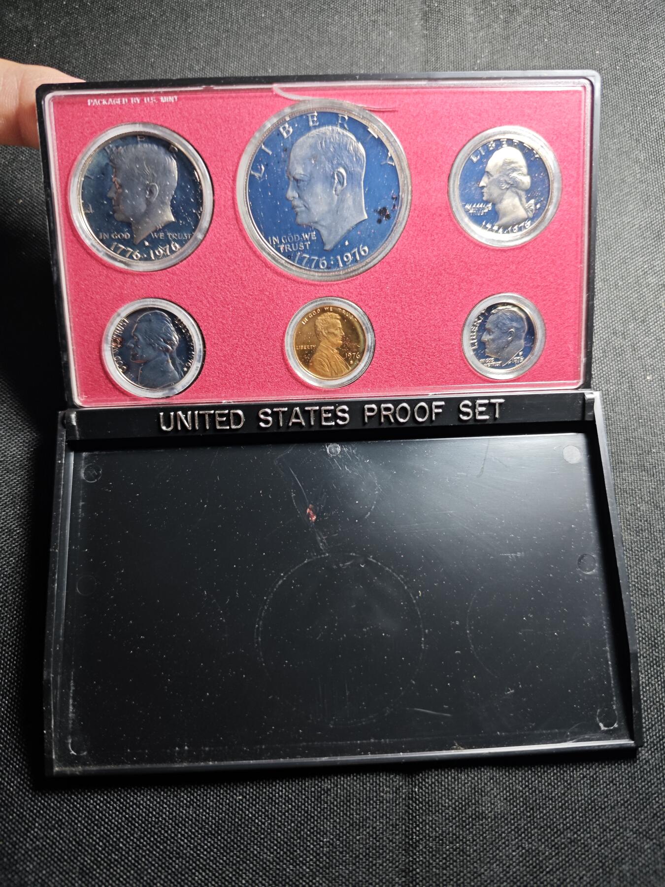 KK钱币收藏小铺   套币专场 2月预留时间 周末发货  1976美国建国200周年大小面值精制套币 含艾克大一元精制