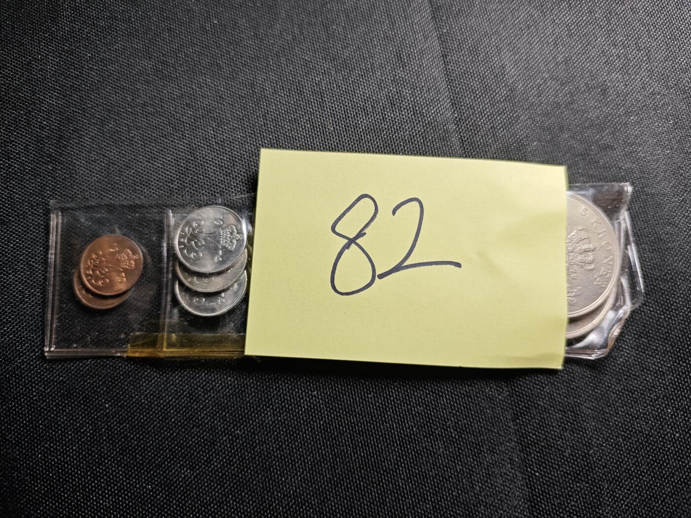 KK钱币收藏小铺   套币专场 2月预留时间 周末发货  丹麦男头女王大小面值各一套 含好品