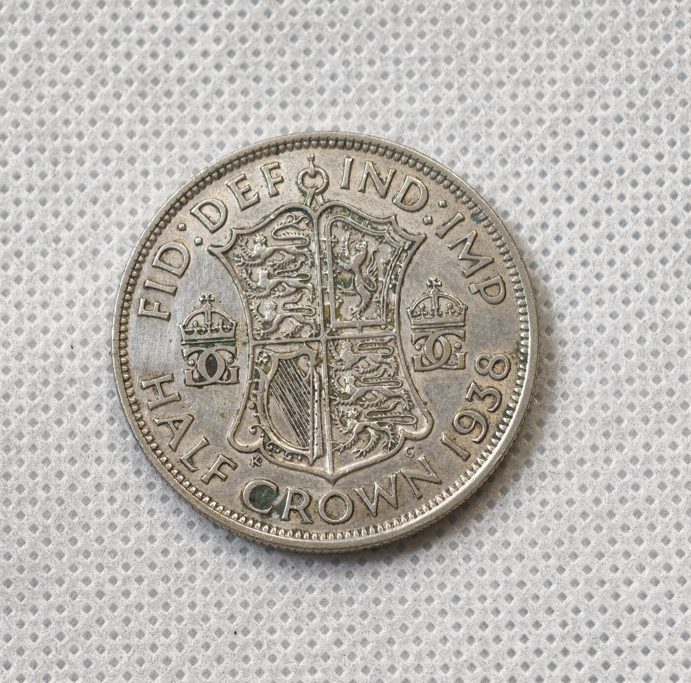 甄臻铺-世界币章拍卖（第55期），3月28日甄品场（直播拍卖）拍品征集中，送拍享返佣金等优惠多多