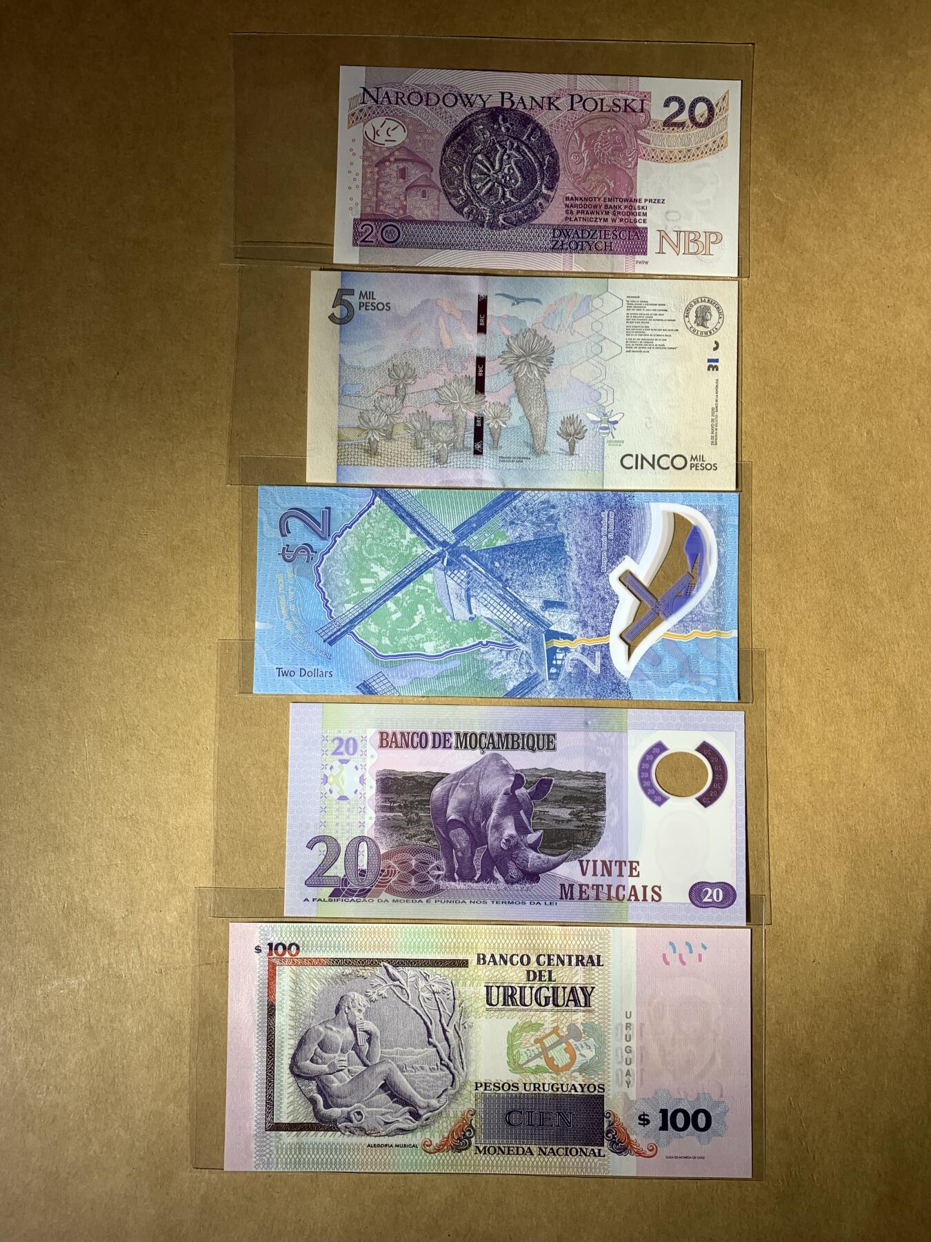 【礼羽收藏】🌏世界钱币拍卖第131期 全新UNC 外币 5张 无4号码