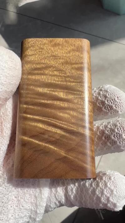 零元拍：NO58金丝楠平安无事牌，3D立体波纹。满水波香喷喷的小金砖，金光闪闪，87/47/14MM