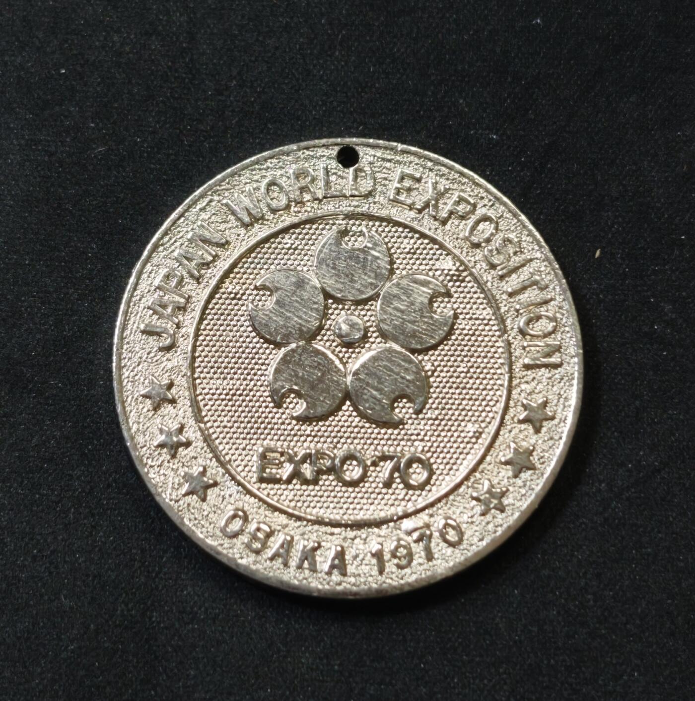 甄臻铺-世界币章拍卖（第55期），3月28日甄品场（直播拍卖）拍品征集中，送拍享返佣金等优惠多多