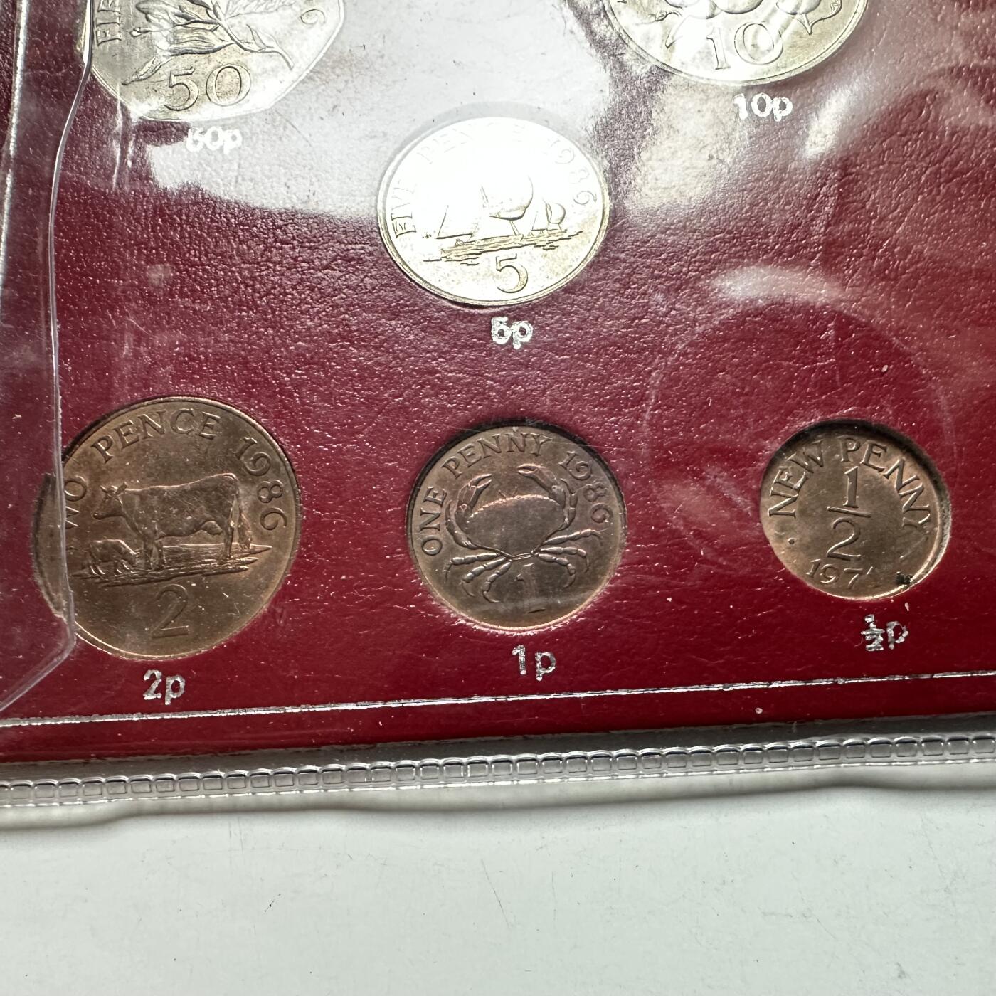 🌹外币初藏🌹🐯2026年第32场   每周二四六晚8️⃣点 接代拍 根西岛1986年套币