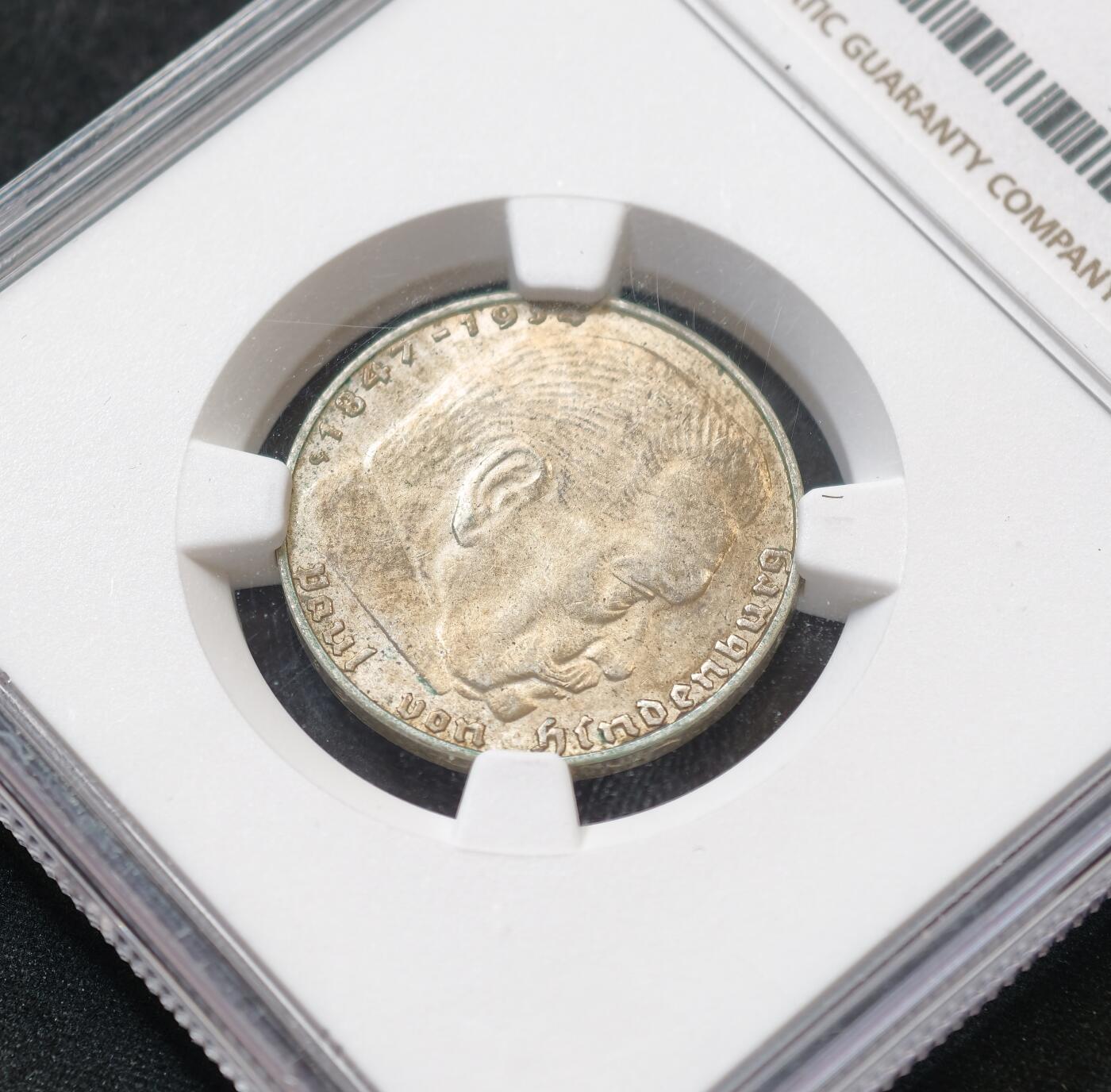 甄臻铺-世界币章拍卖（第55期），3月28日甄品场（直播拍卖）拍品征集中，送拍享返佣金等优惠多多