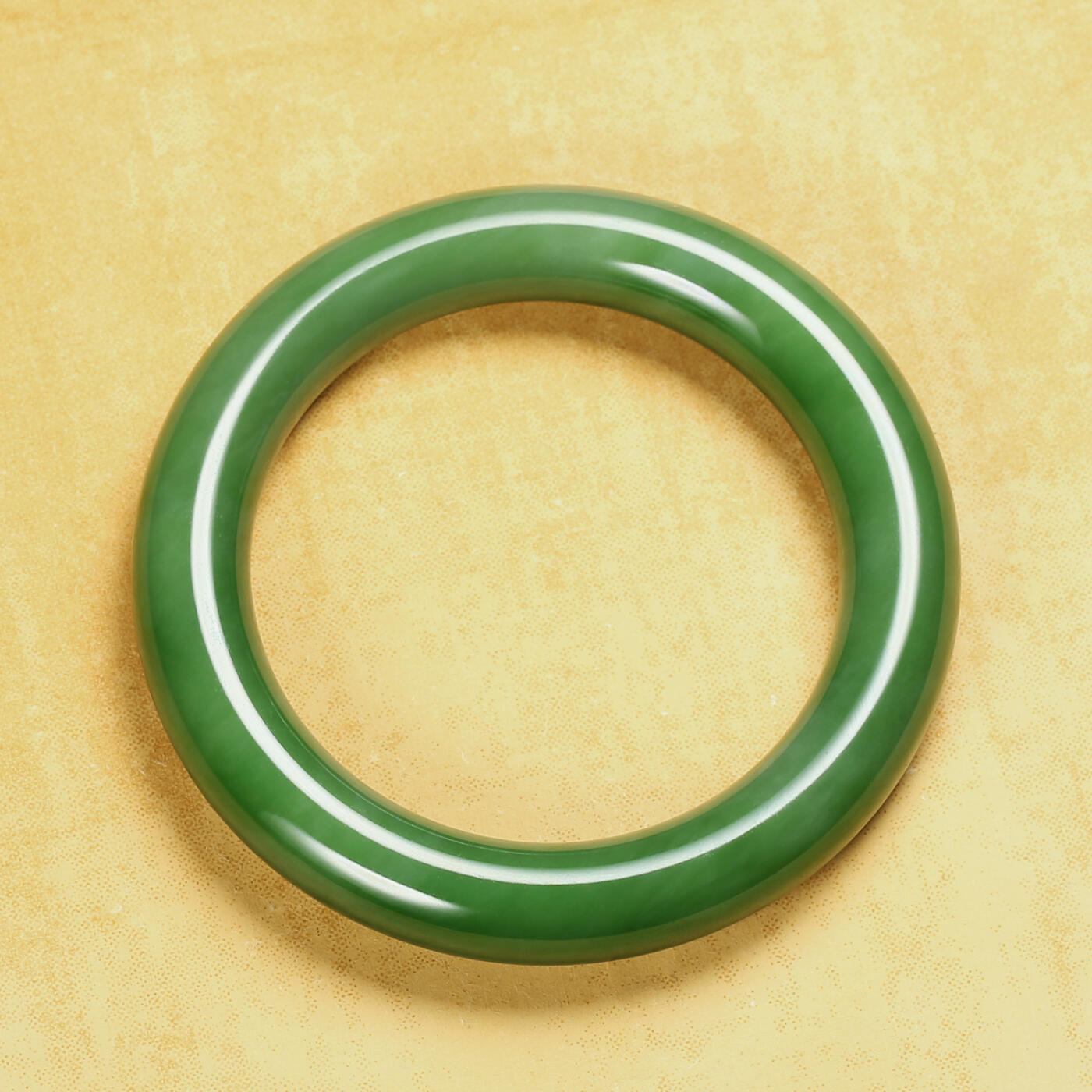 碧月说宝.君子怀瑾·当代和田玉清风专场(三) 苹果绿碧玉圆条口手镯