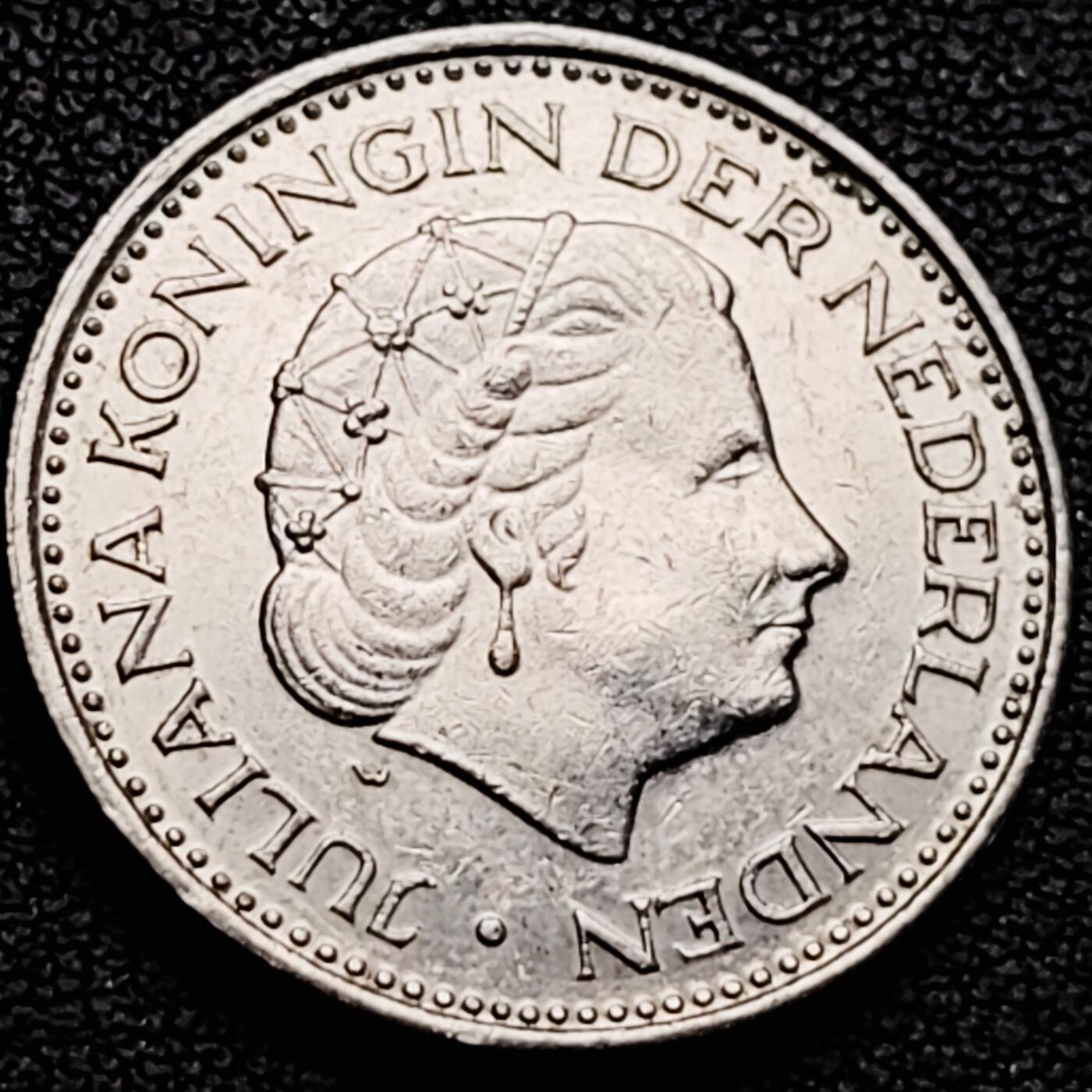 泉币菌-第214场-拍品多 请提前出价（工作最近较忙 发货不及时，望理解） 。