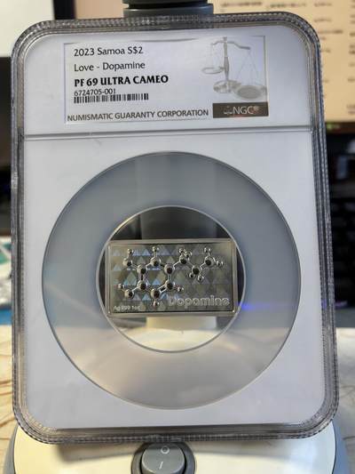 第193期拍卖 - 萨摩亚2023年爱情多巴胺1盎司矩形幻彩纪念银币NGC-PF69原盒证书，，999银，发行2023枚