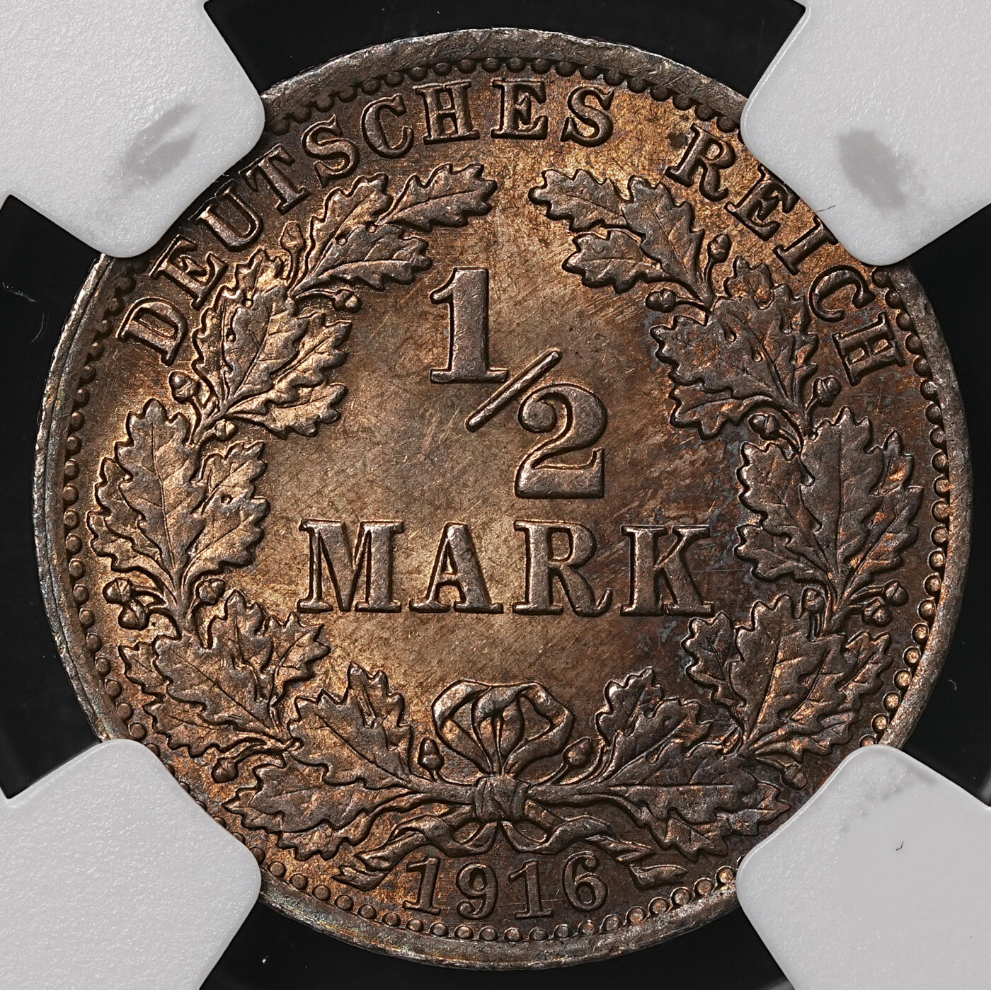 修遠堂世界钱币第108期 NGC MS64 1916年德国1/2马克银币，A厂铭，焦糖彩