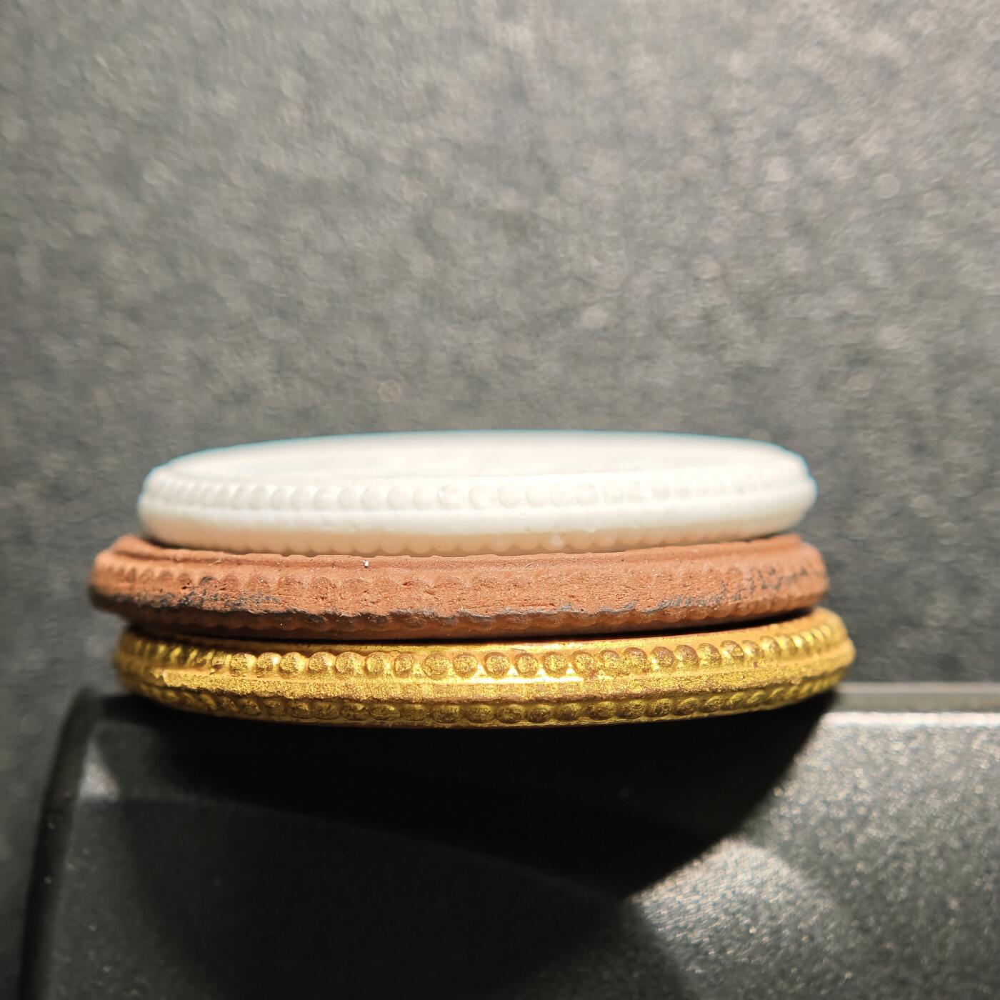 【德藏】世界币章拍卖第168期（拍品征集中~欢迎藏友联系） 3枚一组 1923年 德国紧急时期莱比锡海王星游泳俱乐部代用币迈森陶瓷纪念章 直径约：32.9mm～35.2mm；重约：6.4g～8g