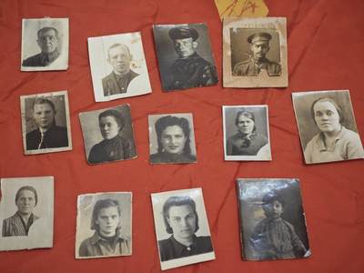 橙子收藏第六期 - 沙俄/苏俄各时期一寸/二寸小品老照片一组