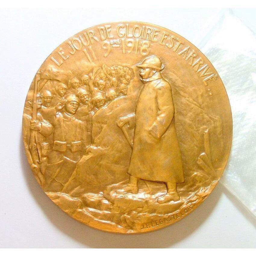【旋风钱币】3月28日19:00准时开拍 精美欧洲币章、银币银章、第三帝国钱币等 全场包邮！ 【艺术】可评级 法国艺术大章1918年一战克里孟梭视察前线 高浮雕精制超大铜章 70MM 171克