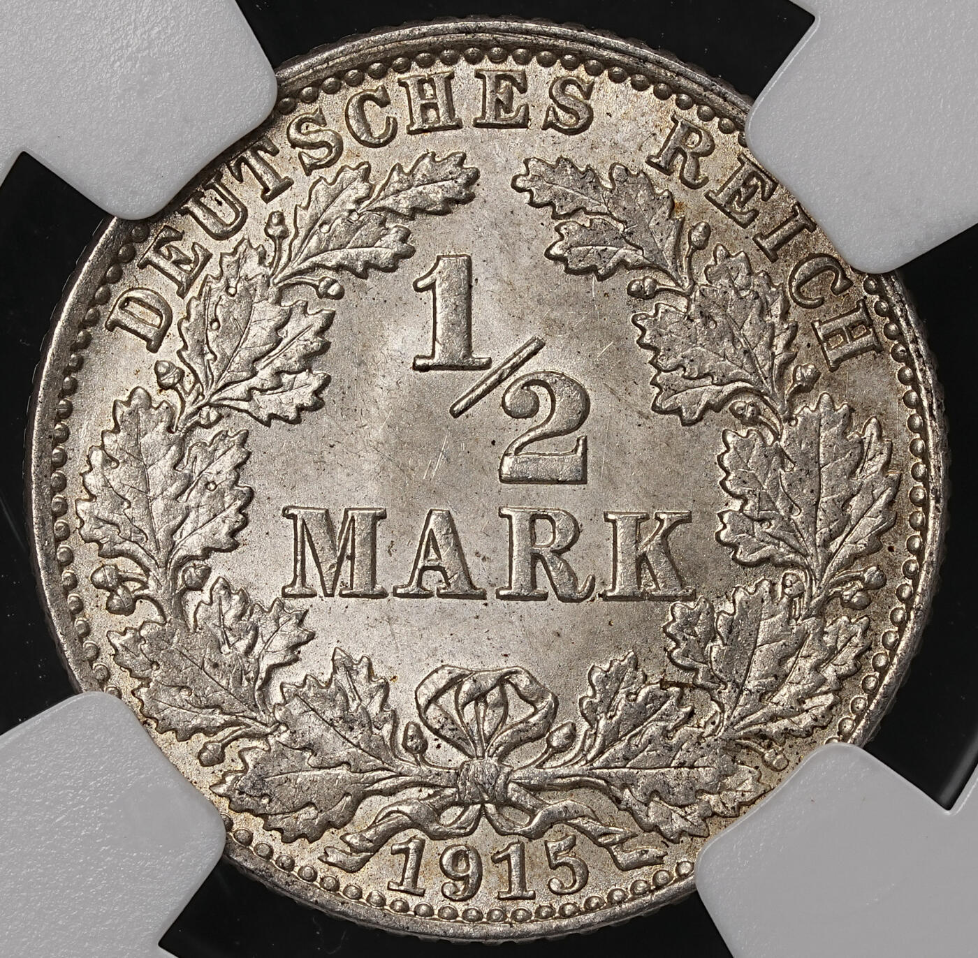 修遠堂世界钱币第108期 NGC MS66 1915年德国1/2马克银币，J厂铭