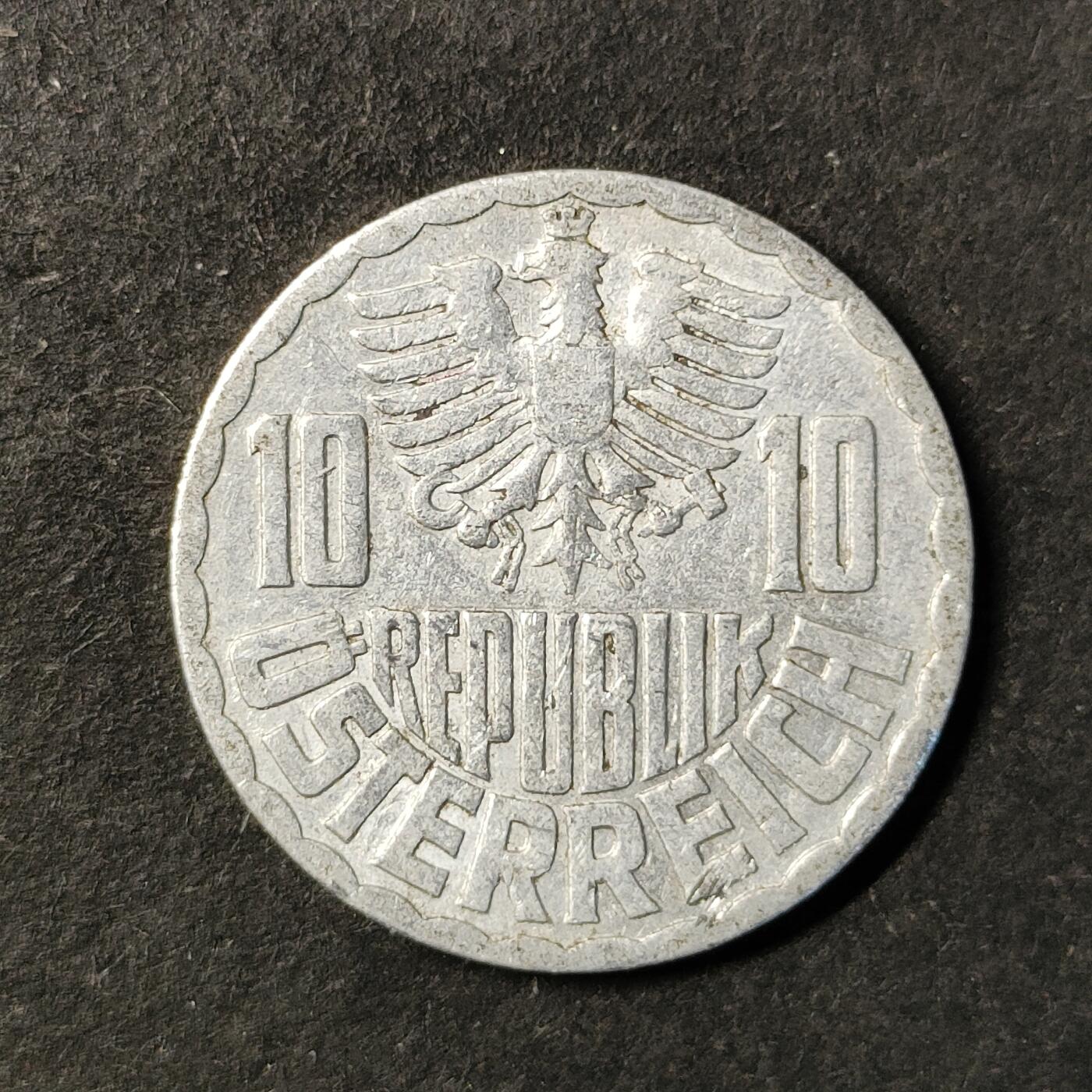 嘉禾收藏    【第491期】            无佣金、可寄存、满30元包邮 币一枚