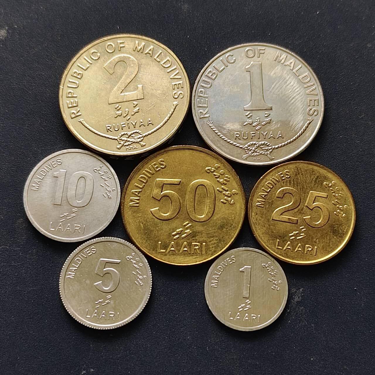 【全场包邮】纯粹捡漏拍512场 马尔代夫1995-2012年7枚套币