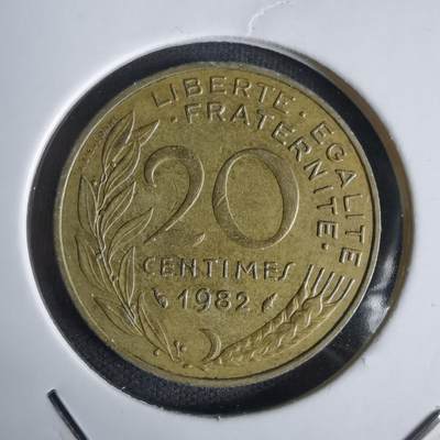 沼泽如烟--第1027场 - 法国1982年20分