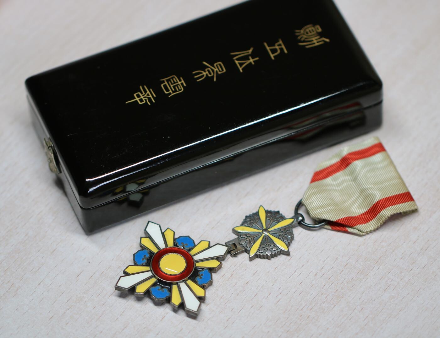 大猫徽章拍卖 第290期 勿忘国耻 勋五位景云章