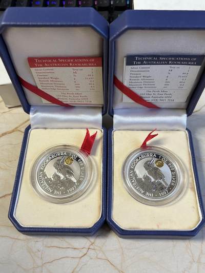 第193期拍卖 - 澳大利亚1997年翠鸟系列镶嵌龙凤1盎司纪念银币一对，999银，1盎司*2