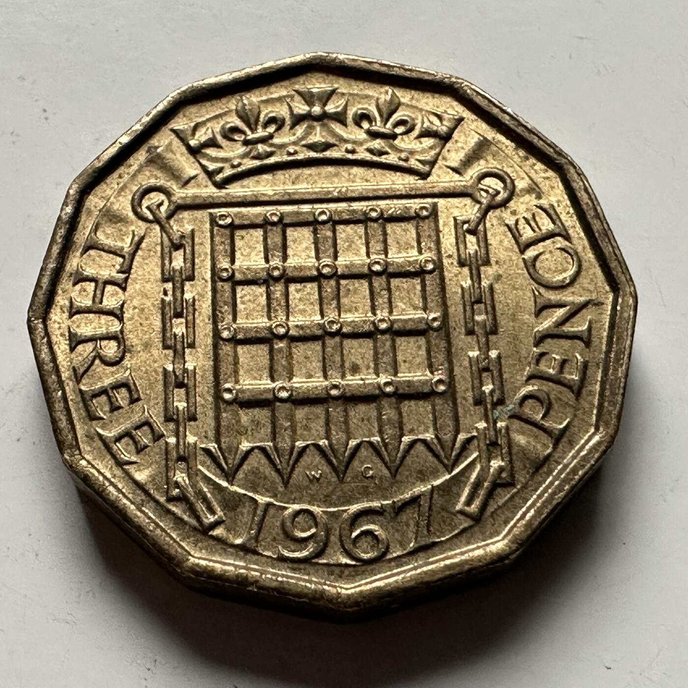 🌹外币初藏🌹🐯2026年第32场   每周二四六晚8️⃣点 接代拍 英国 1967年 3便士  c