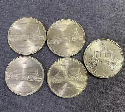 日日生财—方圆世界（全场包邮） - 日本国御在位六十年500日元纪念币（四枚）+ 日本国御即位500日元纪念币（1枚）单枚克重约13克