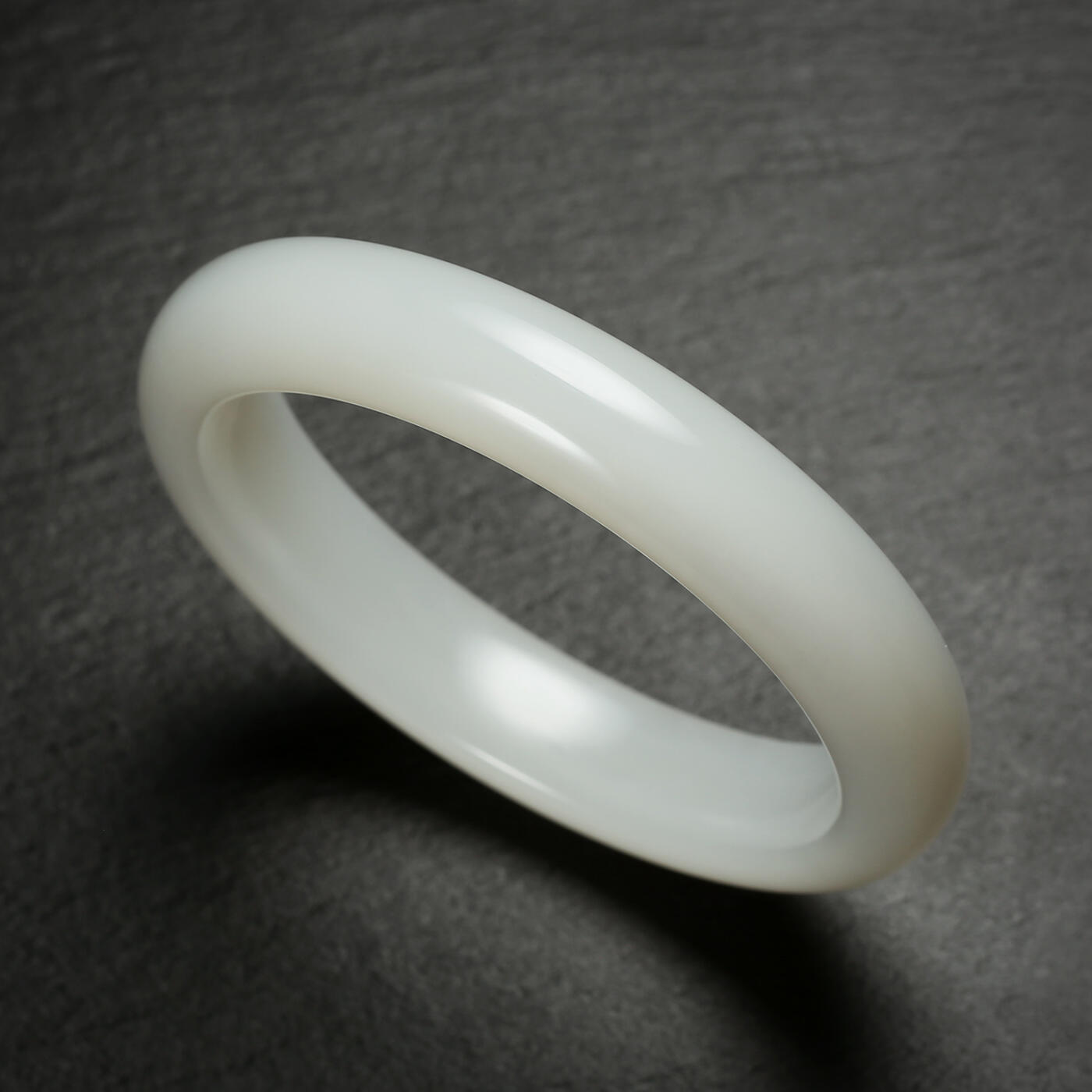 碧月说宝.君子怀瑾·当代和田玉清风专场(三) 烟青和田玉平安有福手镯（内径58.5mm）