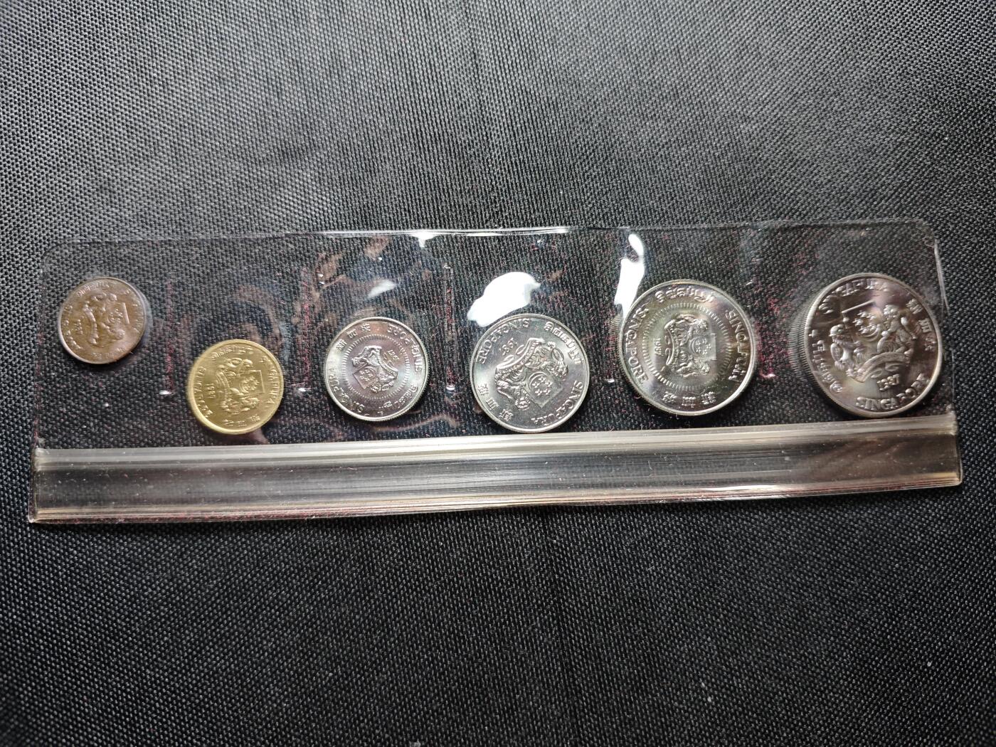 KK钱币收藏小铺   套币专场 2月预留时间 周末发货  1987新加坡生肖兔主题 大小面值清年一套 含少见1元