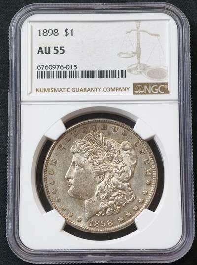 甄臻铺-世界币章拍卖（第55期），3月28日甄品场（直播拍卖）拍品征集中，送拍享返佣金等优惠多多 - NGC AU55 美国1898年摩根大银币，比较少见的年份，性价比高