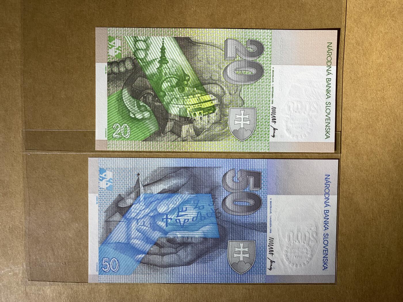 【礼羽收藏】🌏世界钱币拍卖第131期 全新UNC 斯洛伐克20、50克朗 无4号码 A冠