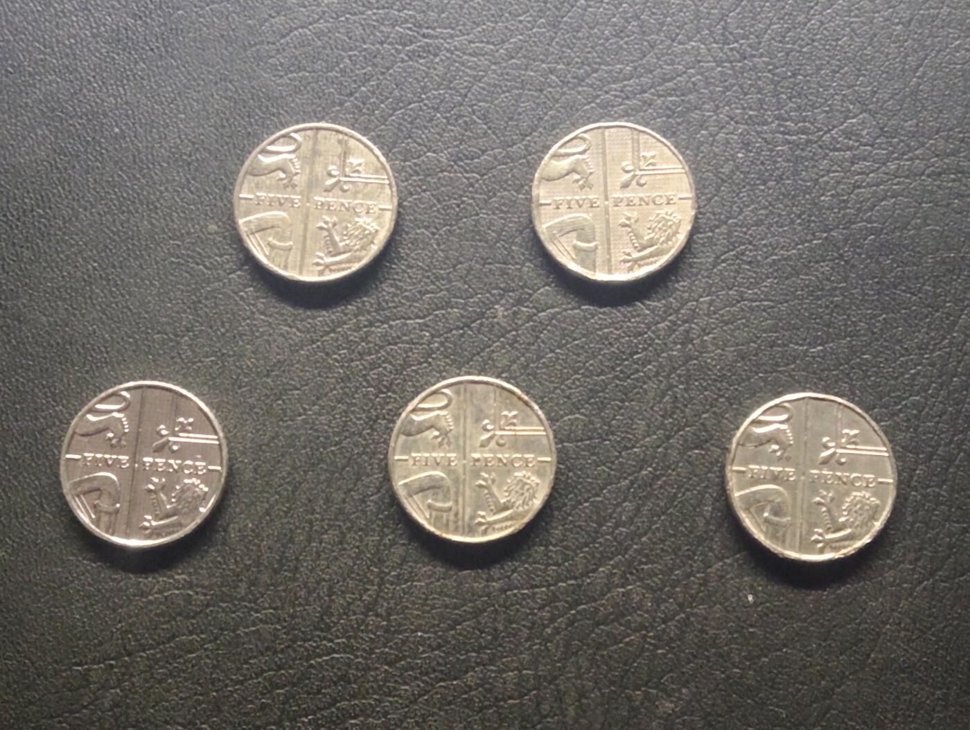 荟藏特别场次第九期——“社长的硬币堆” 英国盾徽版5便士批量五个