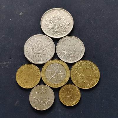 【全场包邮】纯粹捡漏拍512场 - 法国1972-1992年8枚套币-A组