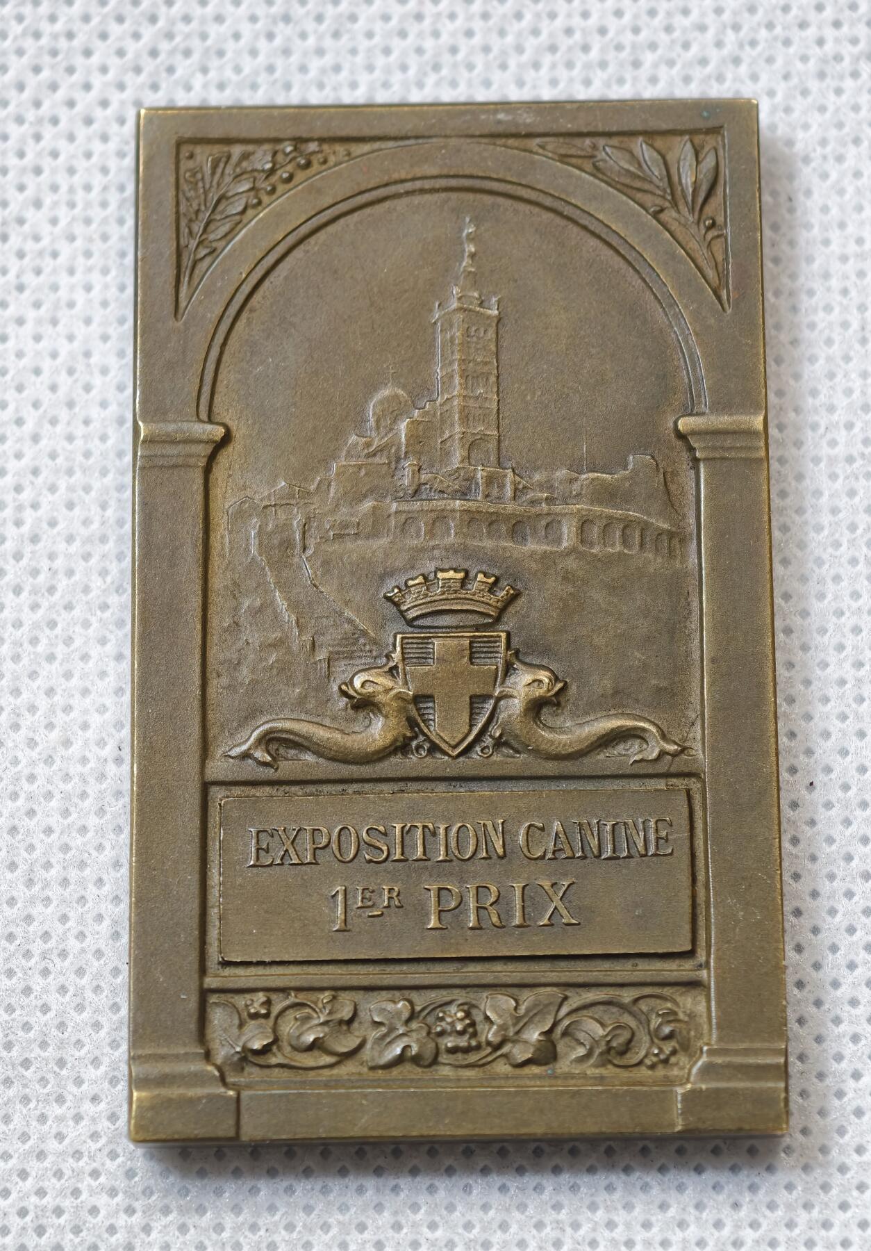 甄臻铺-世界币章拍卖（第55期），3月28日甄品场（直播拍卖）拍品征集中，送拍享返佣金等优惠多多