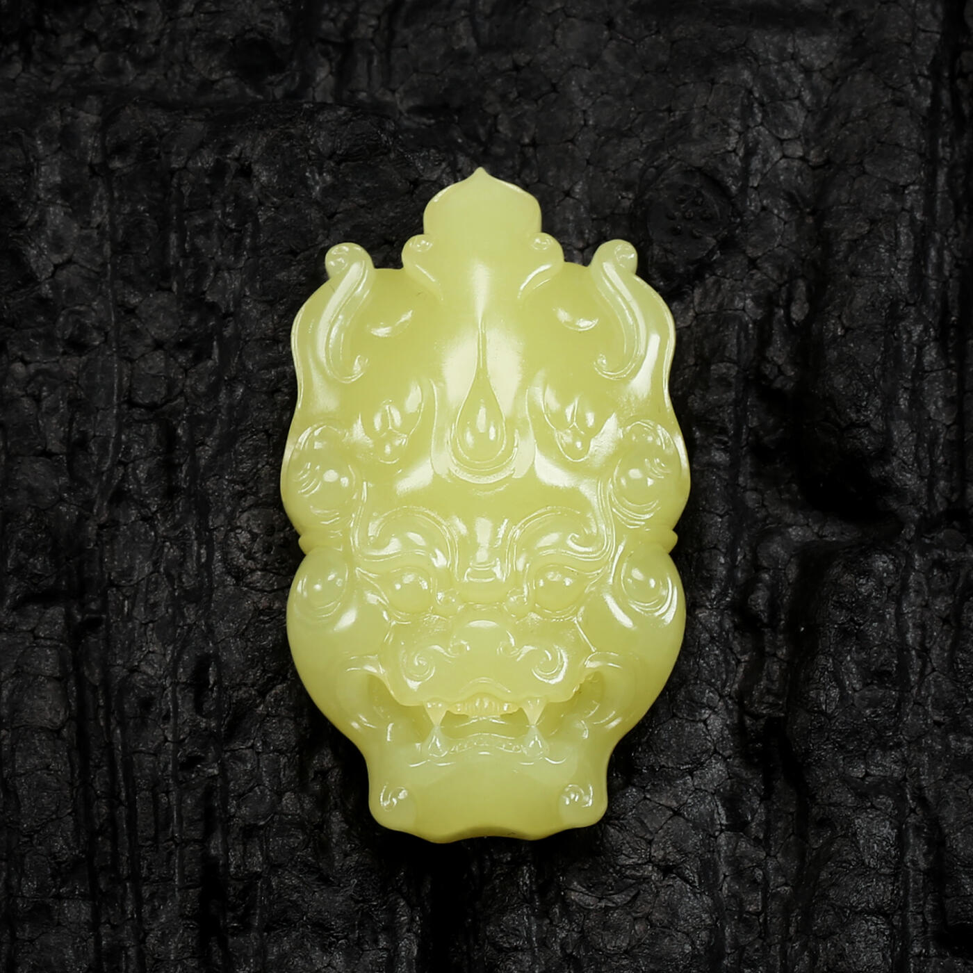 碧月说宝.君子怀瑾·当代和田玉清风专场(三) 沈杭俊 珍罕鸡油黄黄玉守护平安佩