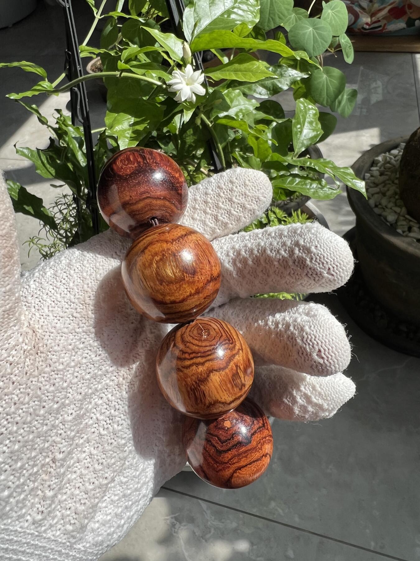 零元拍：海南黄花梨满花鬼眼荧光3.0大手持，手串